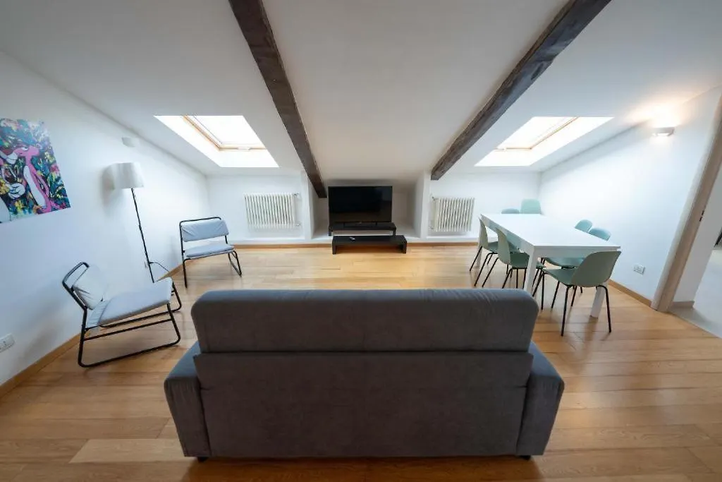 Cairoli Building By Dimorra Aparthotel Naples