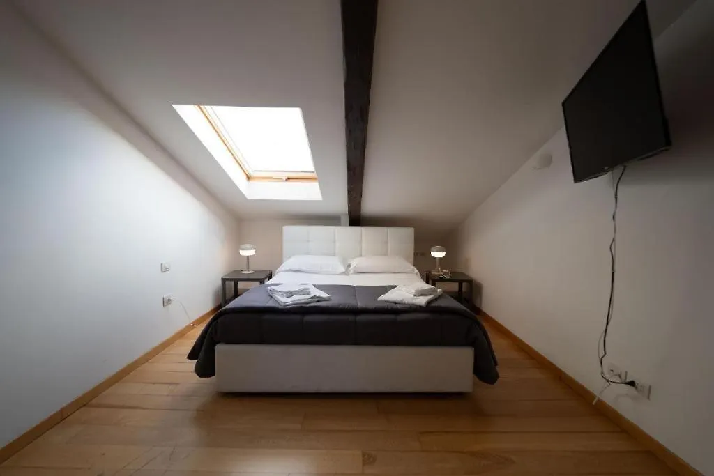 Cairoli Building By Dimorra Aparthotel Naples