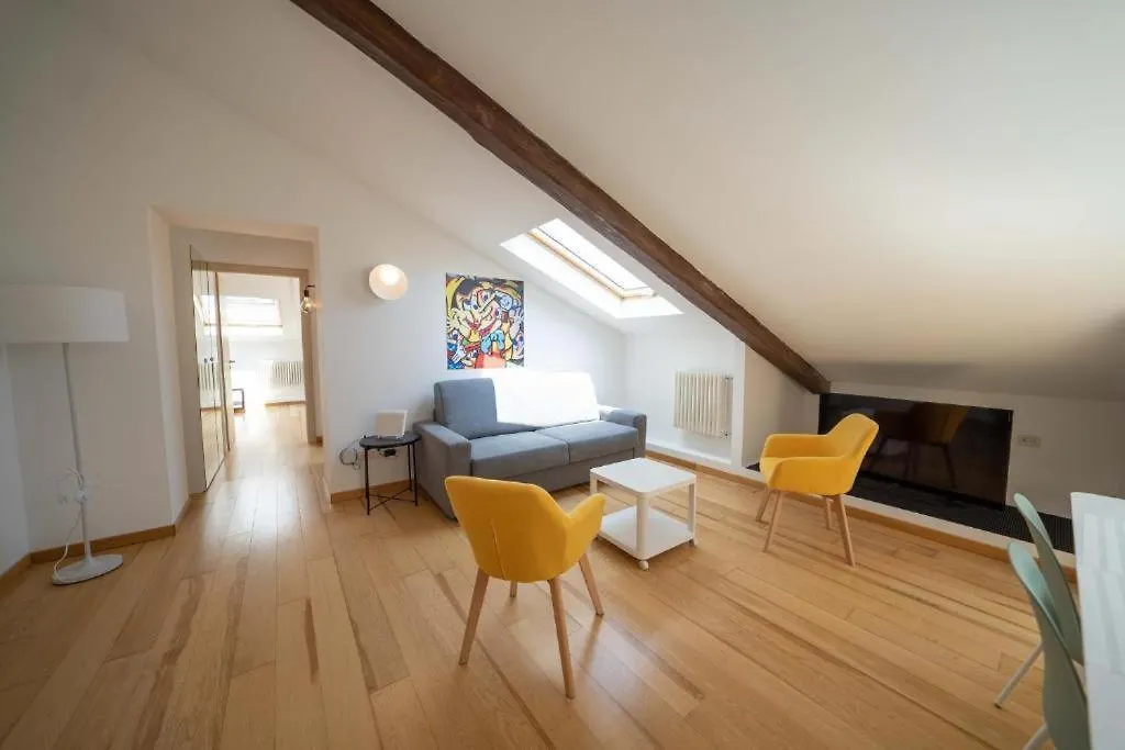 Cairoli Building By Dimorra Aparthotel Naples