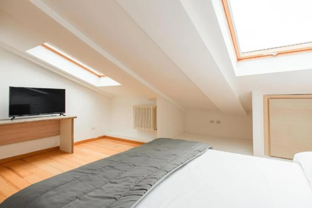 Cairoli Building By Dimorra Aparthotel Naples